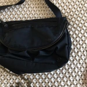 Lululemon purse